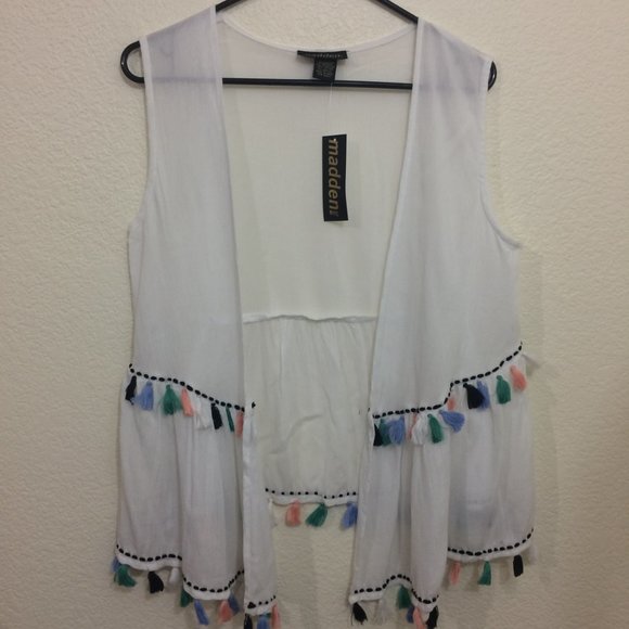 Madden NYC Boho Festival Tassel Tiered Vest White - Picture 3 of 9